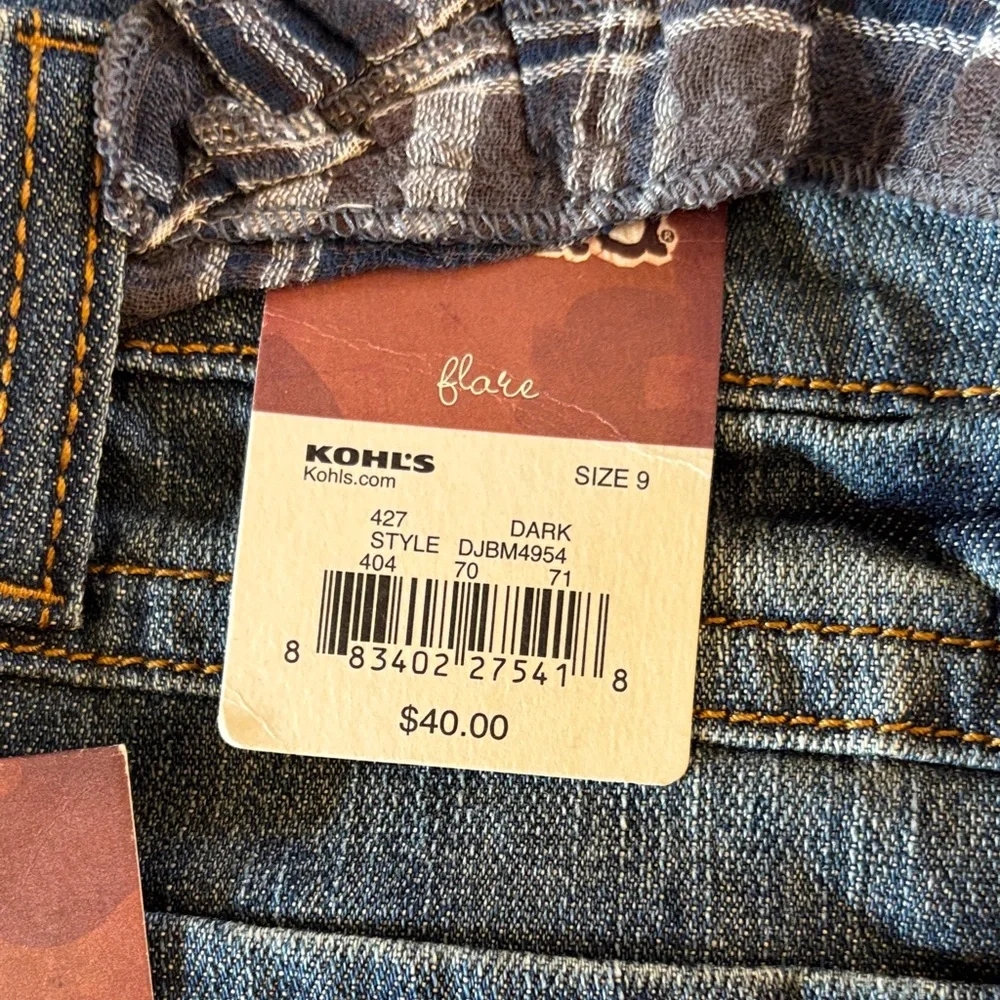 Mudd Dark Blue Flared Jeans for Women NWTS Size 9 Distressed - Picture 6 of 12